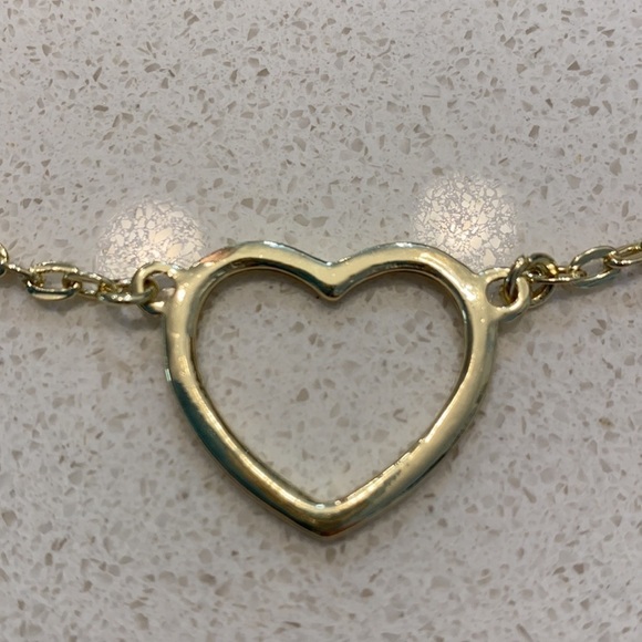 Gold Heart Cardigan Chain Clip - Picture 5 of 8
